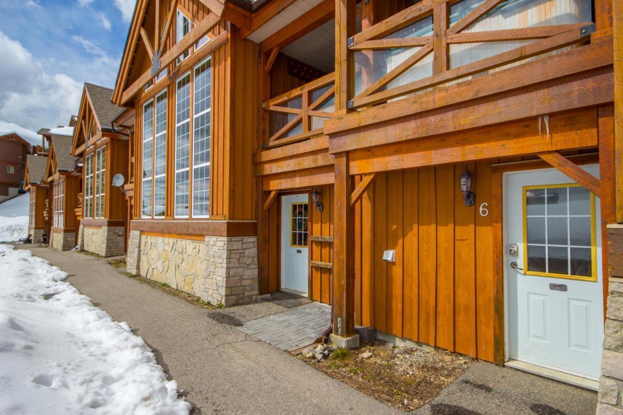 3 Bedroom 3 Bath Ski In Ski Out With Private Hot Tub Big White Ski Resort Exterior photo